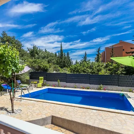 Holiday Home Flora Zadar Exterior photo