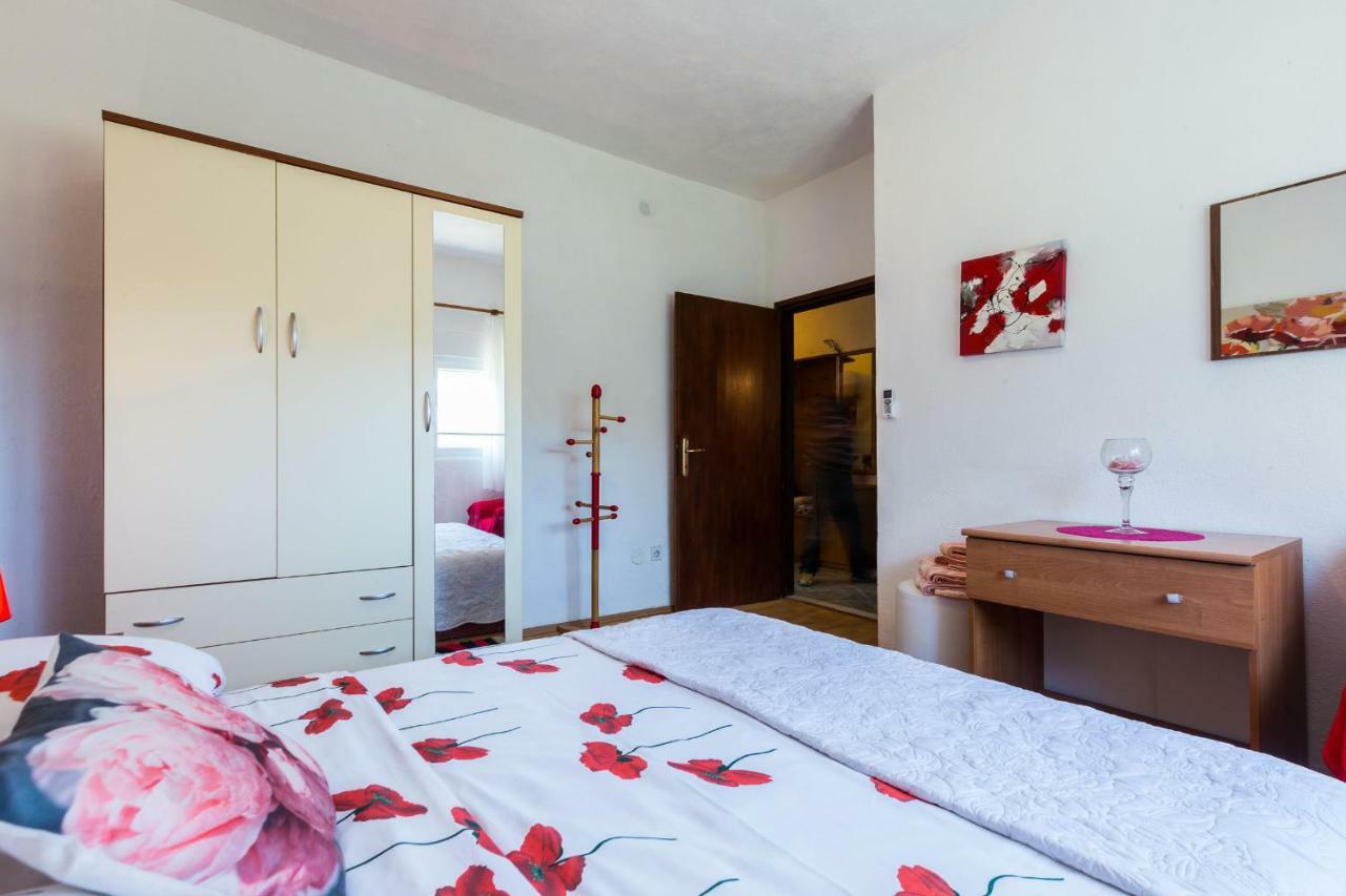 Holiday home Holiday Flora Zadar